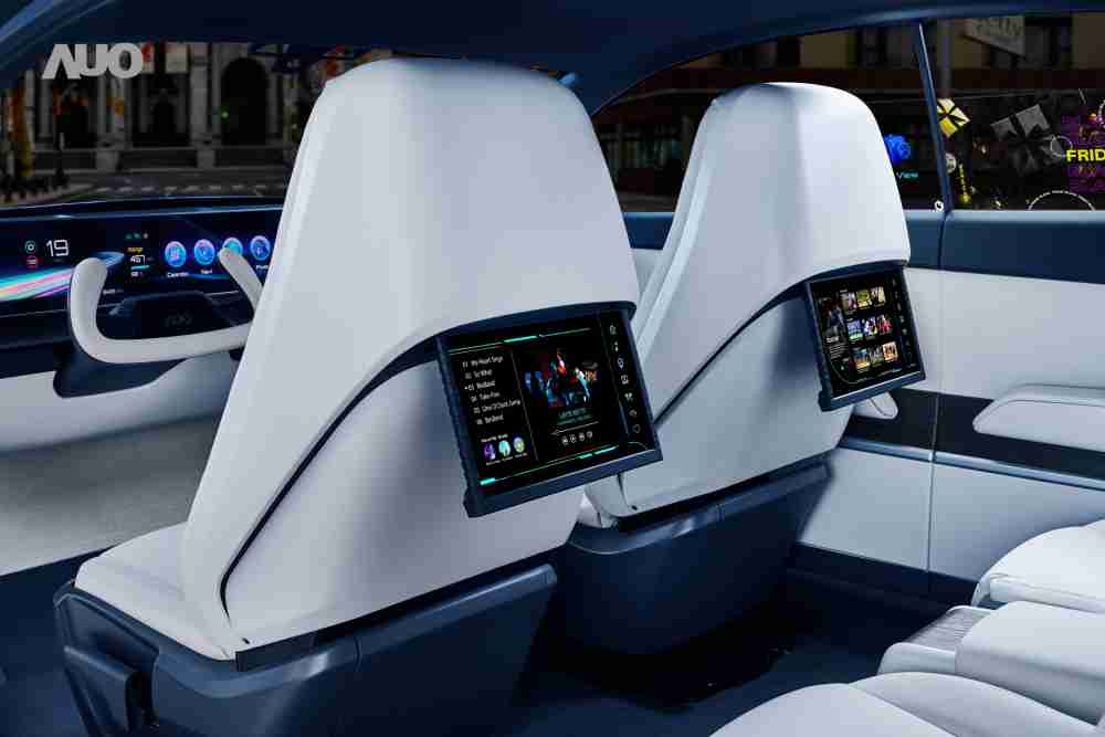 优游UB8将于CES 展示全新Smart Cockpit 2024，，可紧密串连使用者多元需求，，并革新座舱内部的应用和设计，，，，带来身历其境且引人入胜的视觉飨宴，，，，满足驾乘人员的全方位体验
